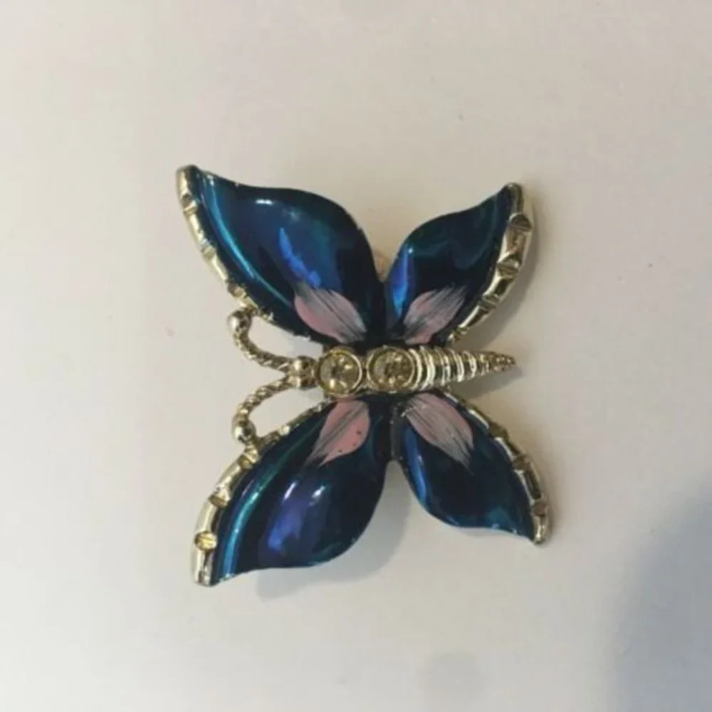 Beautiful BLUE BUTTERFLY BROOCH Lapel PIN Enamel ‎ Rhinestone Gold Tone Jewelry